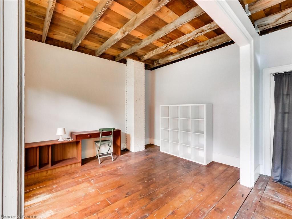 6142 Guelph Line, Burlington, ON - Indoor Photo Showing Other Room