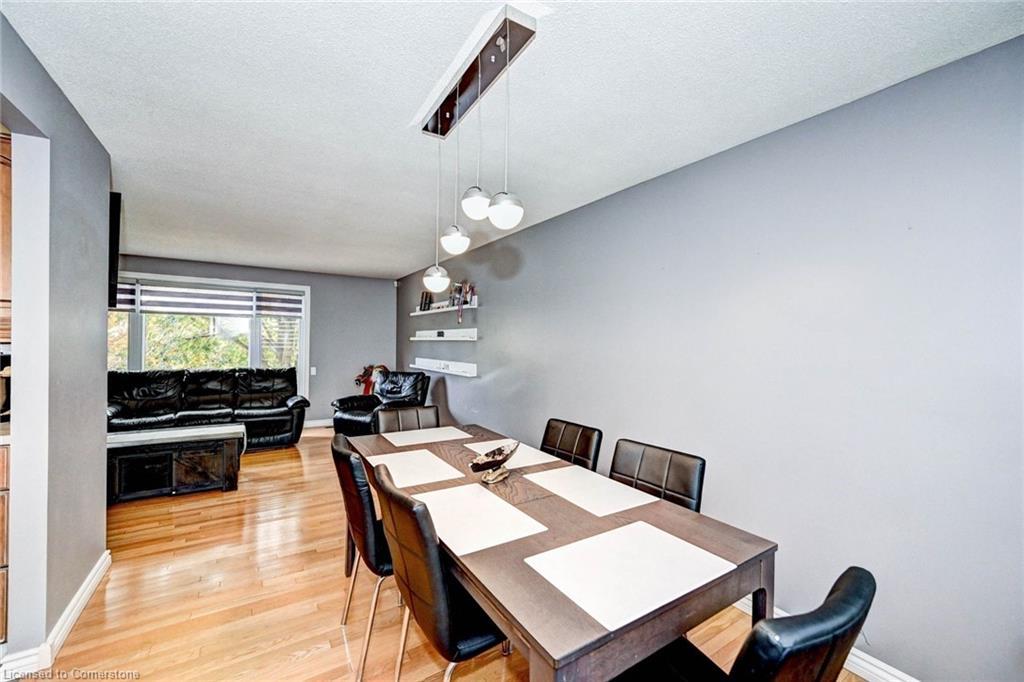 288 Salisbury Avenue, Cambridge, ON - Indoor Photo Showing Dining Room