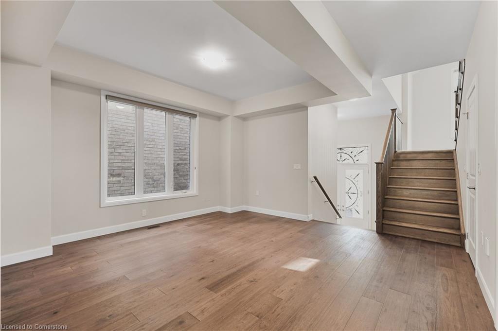 101 York Drive, Peterborough, ON - Indoor Photo Showing Other Room