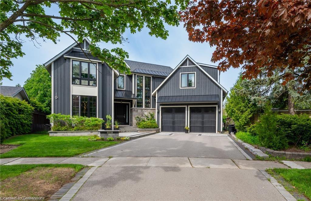 1247 Wood Place, Oakville, ON - Outdoor With Facade
