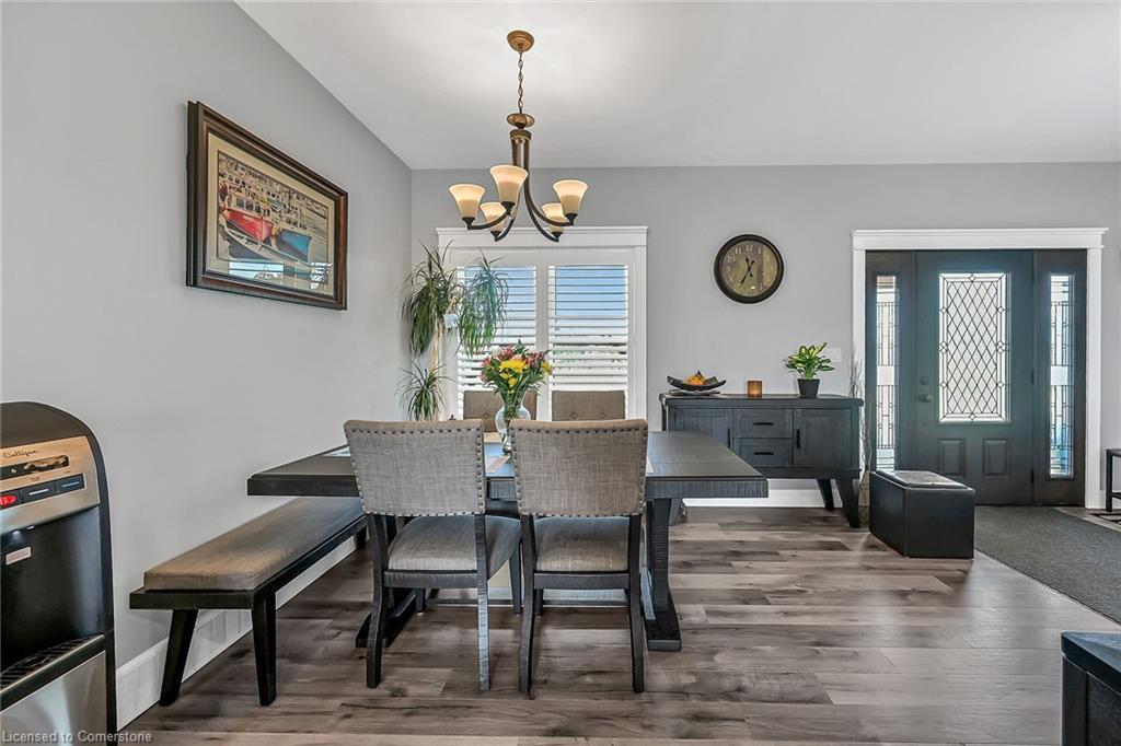 236 #55 Haldimand Road, Nanticoke, ON - Indoor Photo Showing Dining Room