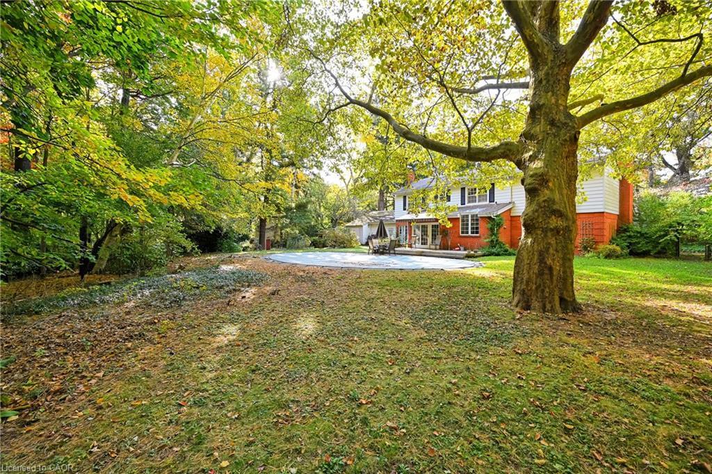 1296 Cumnock Crescent, Oakville, ON - Outdoor