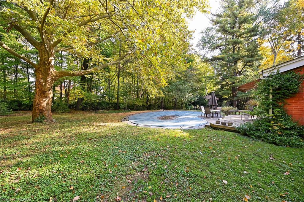 1296 Cumnock Crescent, Oakville, ON - Outdoor