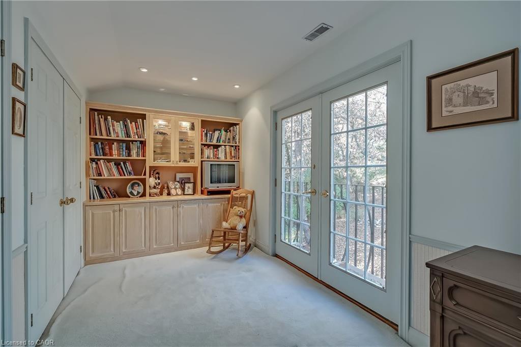 1296 Cumnock Crescent, Oakville, ON - Indoor Photo Showing Other Room