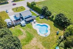 84 Balm Beach Road E Tiny, ON L0L 2J0