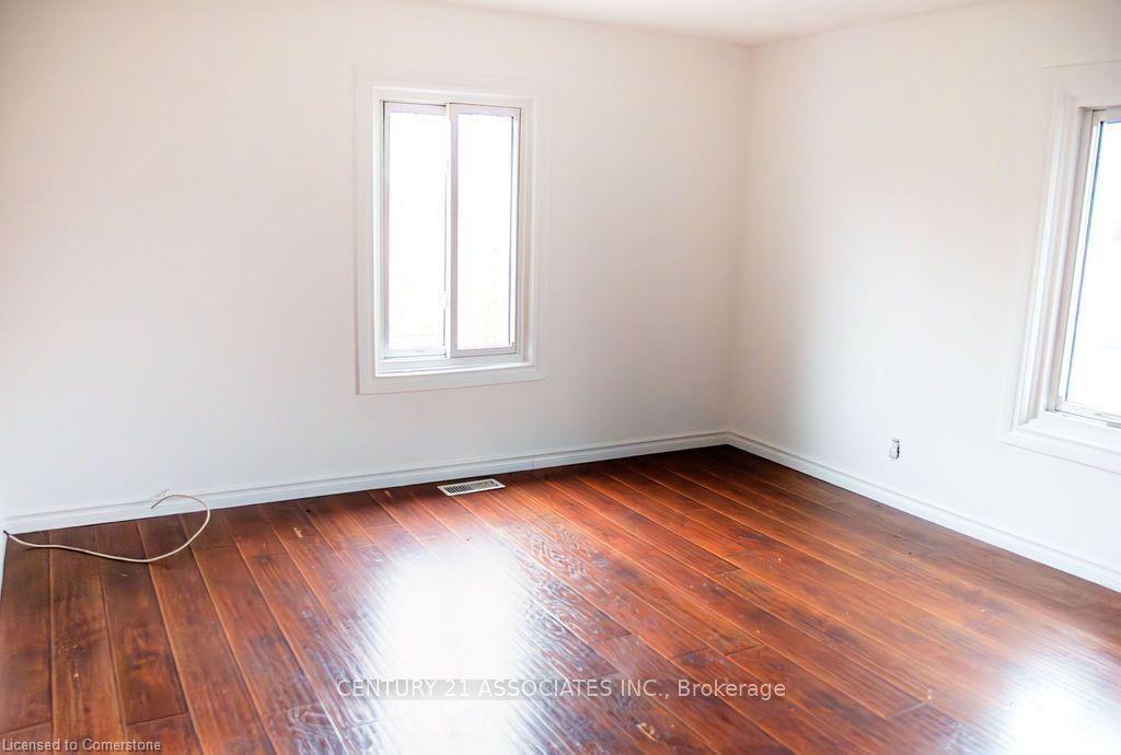 84 Balm Beach Road E, Tiny, ON - Indoor Photo Showing Other Room