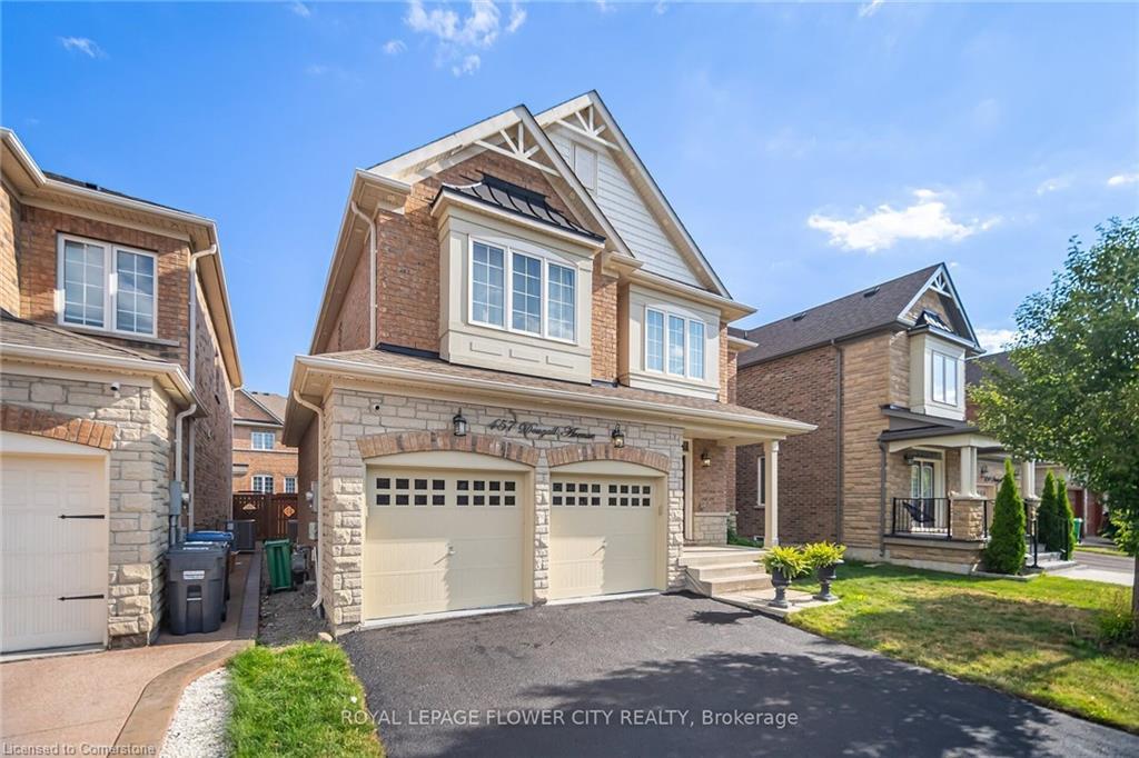 457 Dougall Avenue, Caledon, ON - Outdoor With Facade