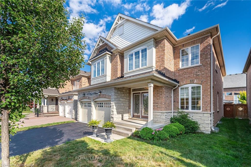 457 Dougall Avenue, Caledon, ON - Outdoor With Facade