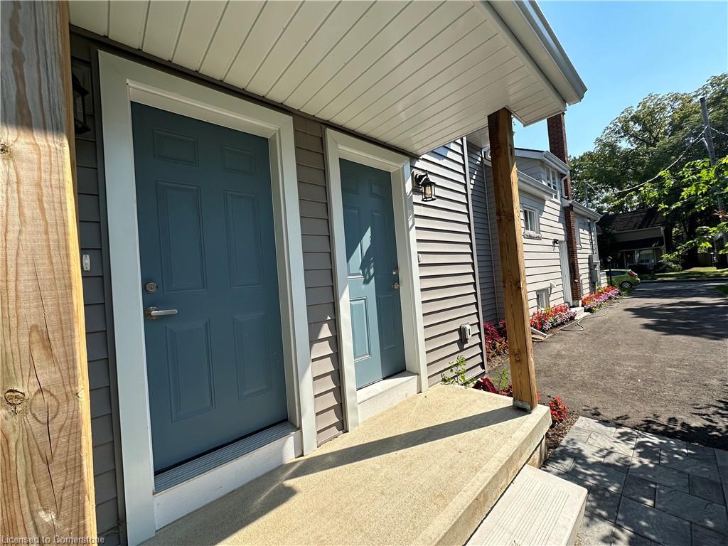 2-38 Viewpoint Avenue, Hamilton, ON - Outdoor With Exterior