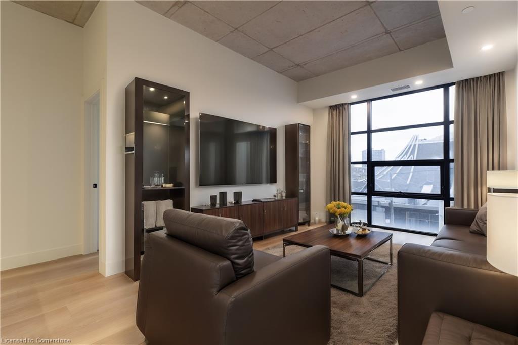 208-24 Augusta Street, Hamilton, ON - Indoor