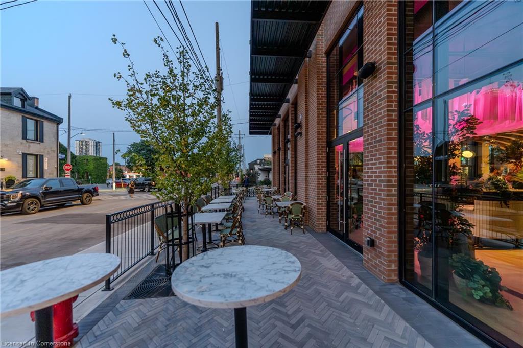 208-24 Augusta Street, Hamilton, ON - Outdoor