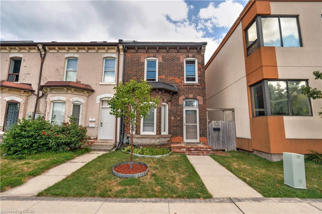 132 Ferguson Avenue N, Hamilton, ON - Outdoor With Facade