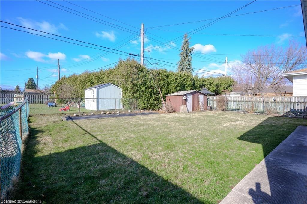 B-249 Montmorency Drive, Hamilton, ON - Outdoor