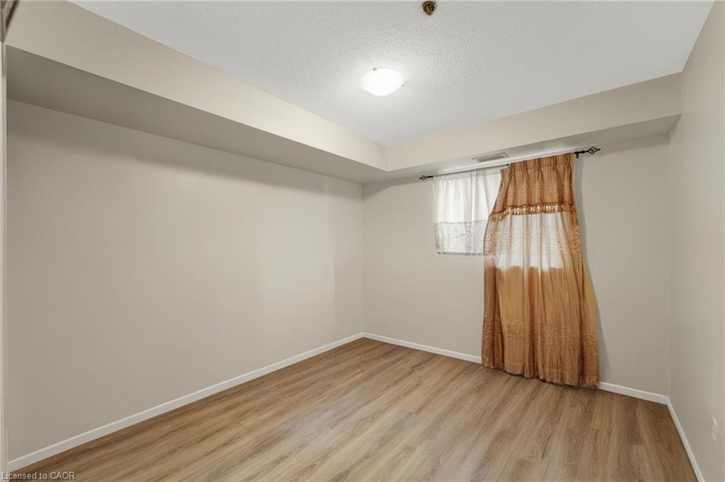 203-5225 Finch Avenue E, Toronto, ON - Indoor Photo Showing Other Room