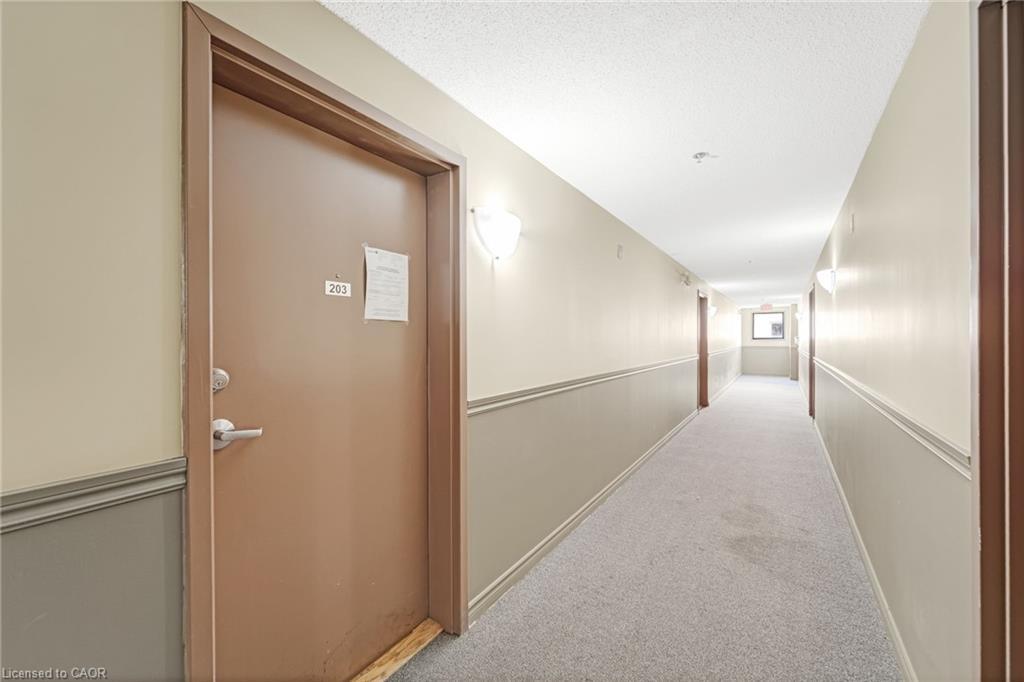 203-5225 Finch Avenue E, Toronto, ON - Indoor Photo Showing Other Room