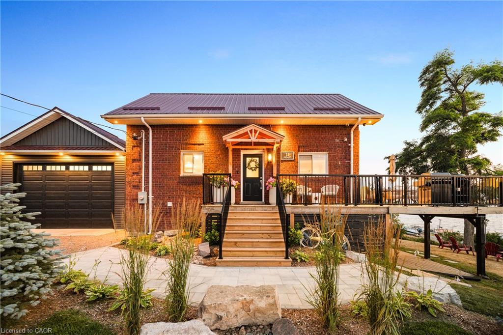 11 Fifth Street, Kawartha Lakes, ON - Outdoor