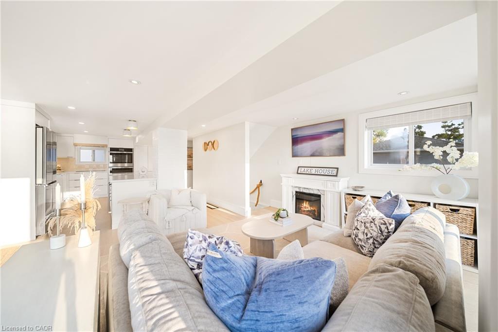 11 Fifth Street, Kawartha Lakes, ON - Indoor Photo Showing Living Room With Fireplace