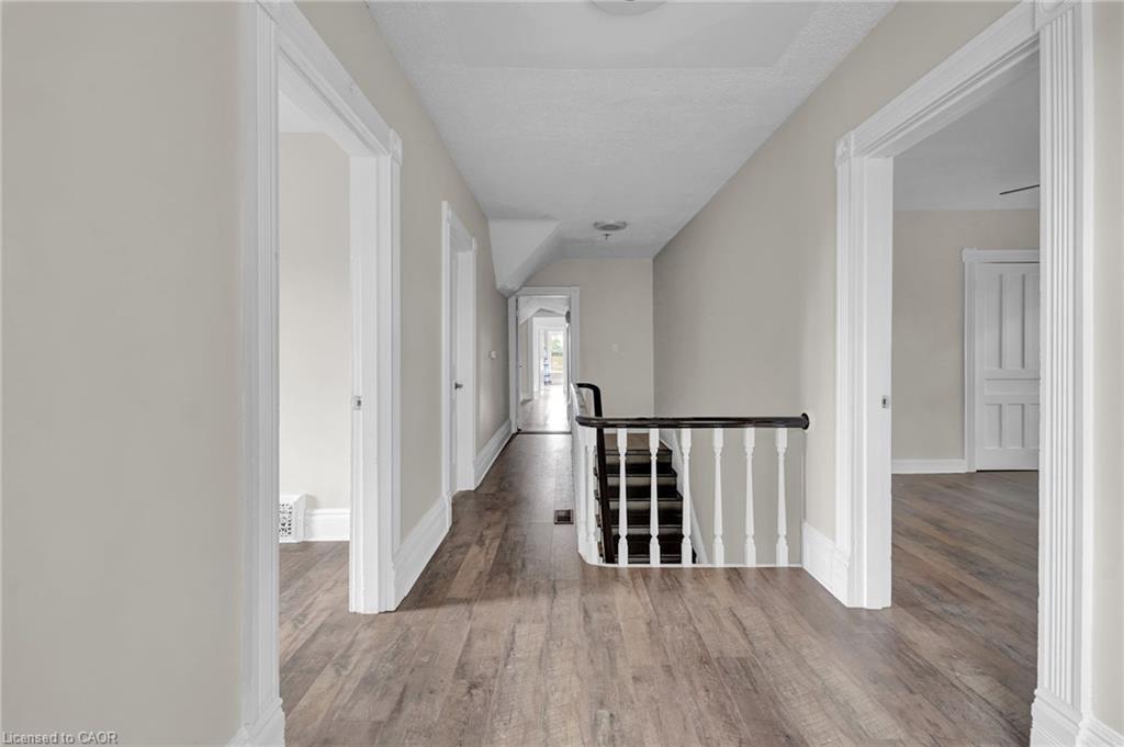 783 Highway 6 N, Hamilton, ON - Indoor Photo Showing Other Room