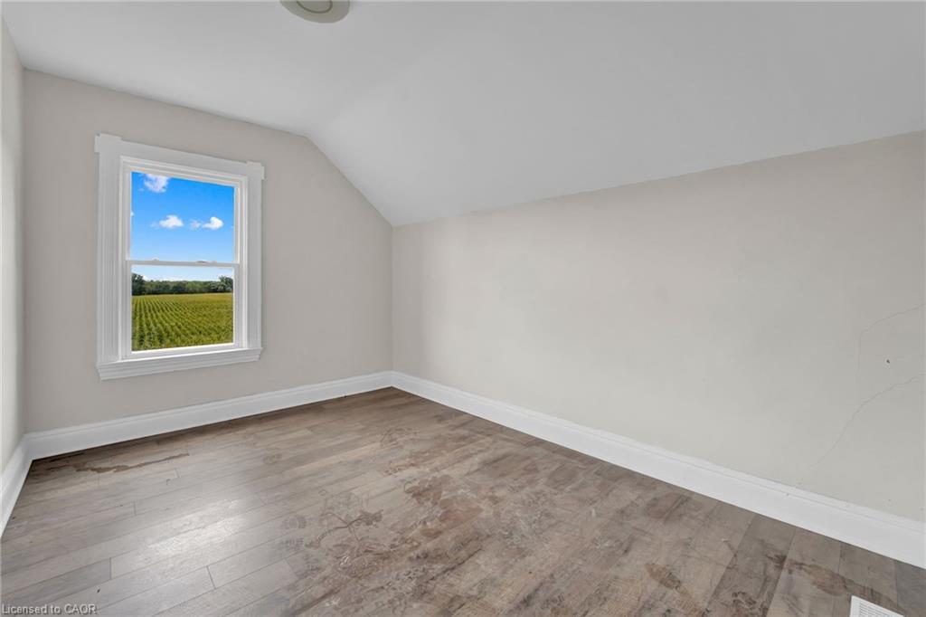 783 Highway 6 N, Hamilton, ON - Indoor Photo Showing Other Room