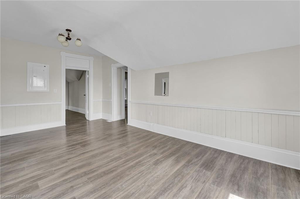783 Highway 6 N, Hamilton, ON - Indoor Photo Showing Other Room