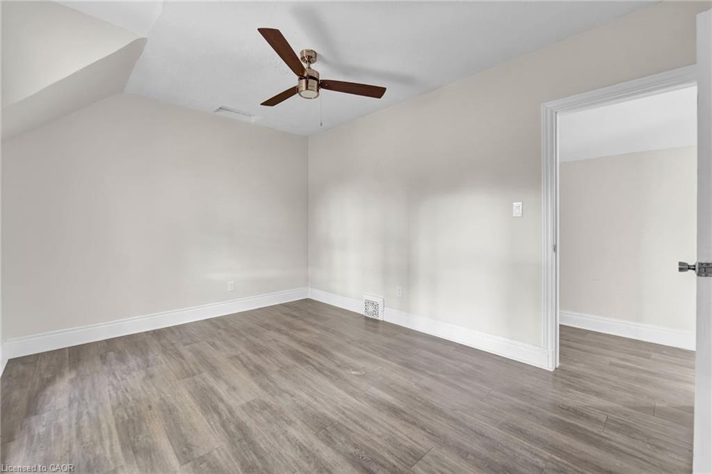 783 Highway 6 N, Hamilton, ON - Indoor Photo Showing Other Room