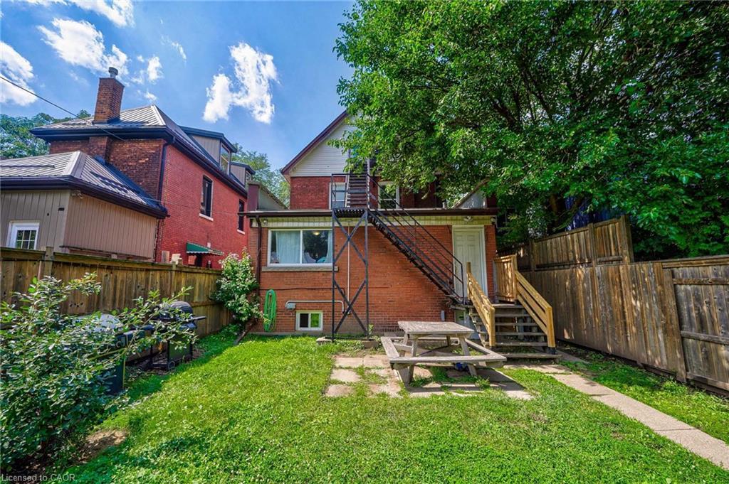 108 Victoria Avenue N, Hamilton, ON - Outdoor