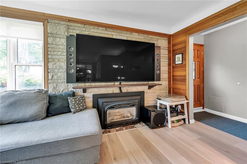 304 Glenholme Avenue, Hamilton, ON - Indoor Photo Showing Living Room With Fireplace