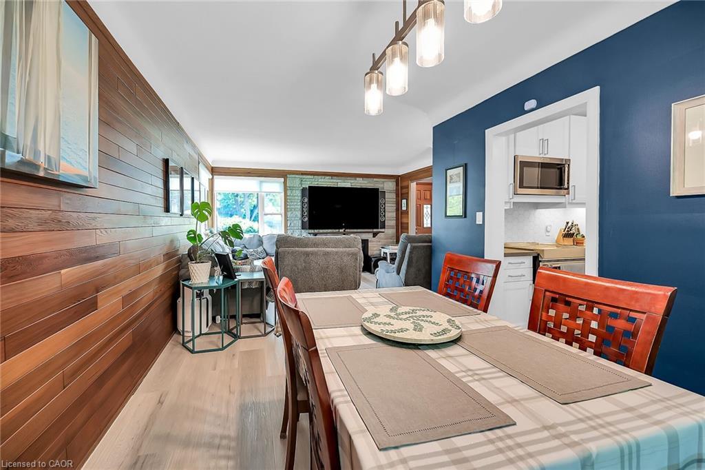 304 Glenholme Avenue, Hamilton, ON - Indoor Photo Showing Dining Room