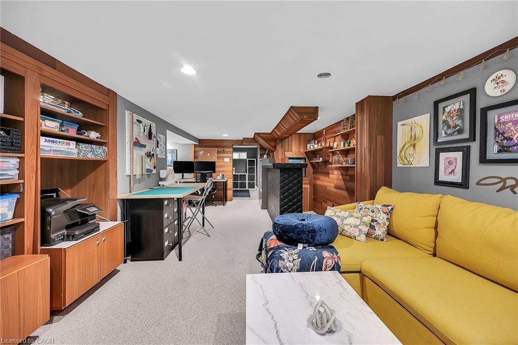 304 Glenholme Avenue, Hamilton, ON - Indoor