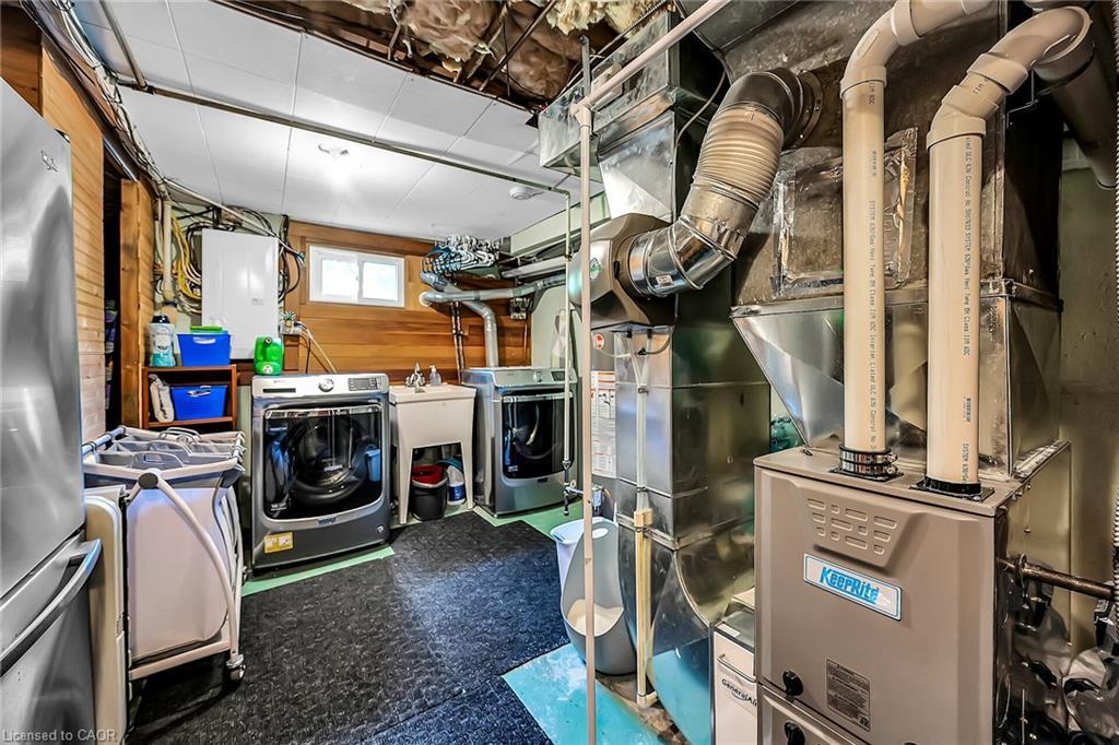 304 Glenholme Avenue, Hamilton, ON - Indoor Photo Showing Basement