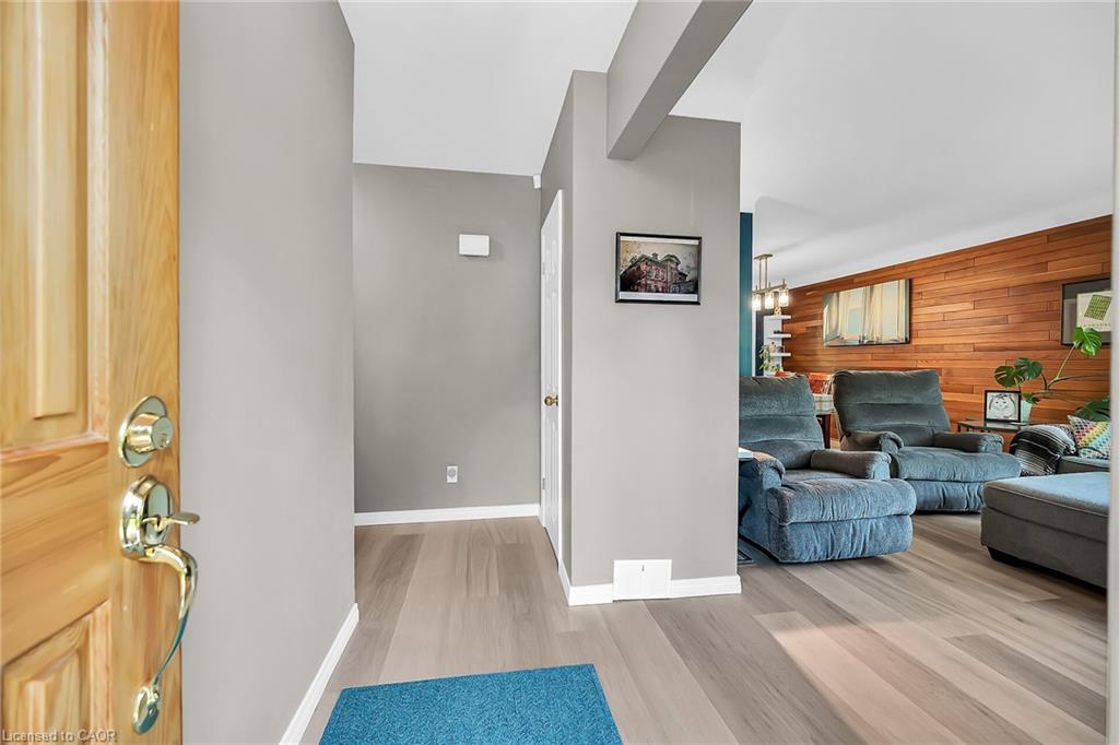 304 Glenholme Avenue, Hamilton, ON - Indoor With Fireplace