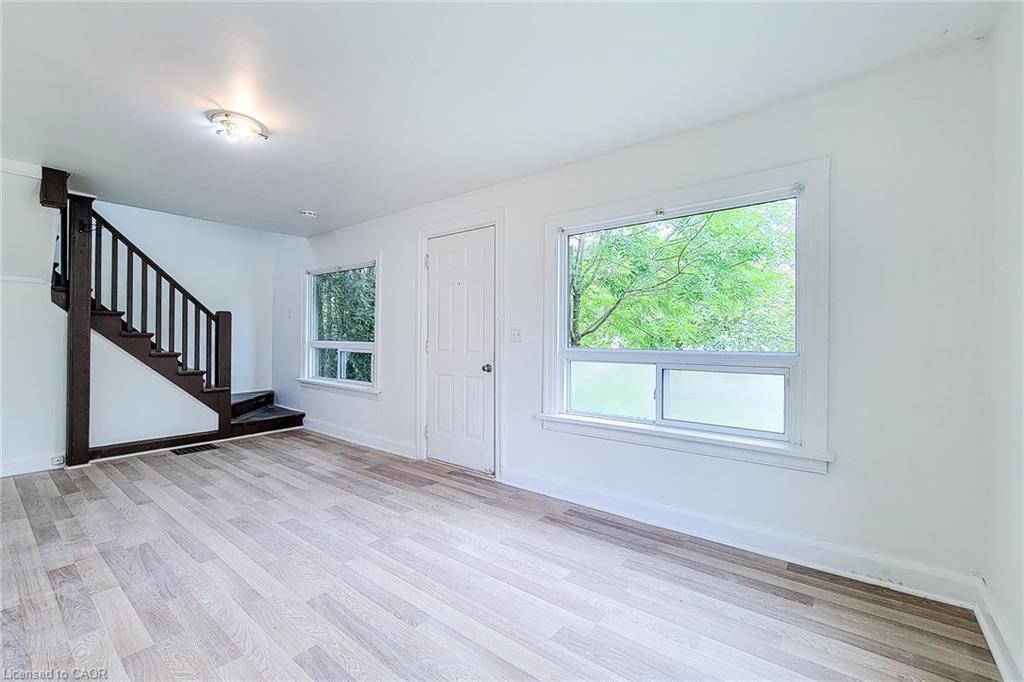 107 Saint George Street, Welland, ON - Indoor Photo Showing Other Room