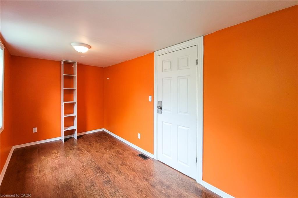 107 Saint George Street, Welland, ON - Indoor Photo Showing Other Room