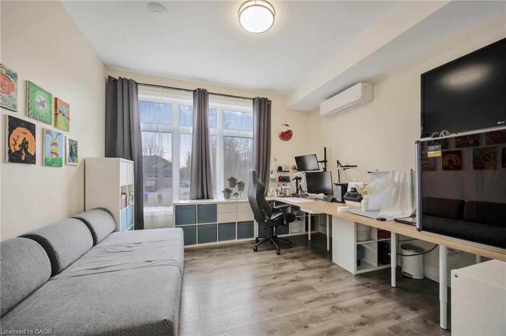 6 Dorothys Drive, Oro-Medonte, ON - Indoor Photo Showing Other Room