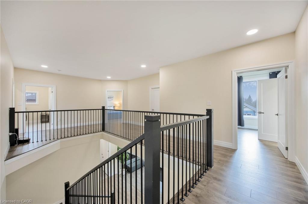 6 Dorothys Drive, Oro-Medonte, ON - Indoor Photo Showing Other Room