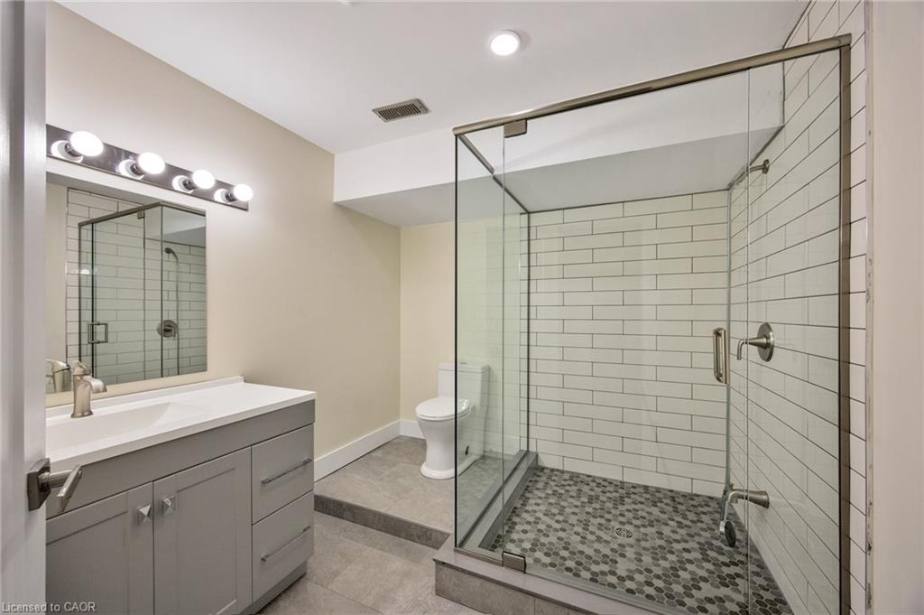 6 Dorothys Drive, Oro-Medonte, ON - Indoor Photo Showing Bathroom