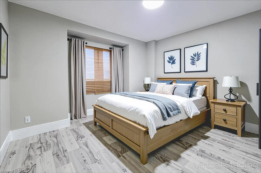 246 Bowman Street, Hamilton, ON - Indoor Photo Showing Bedroom