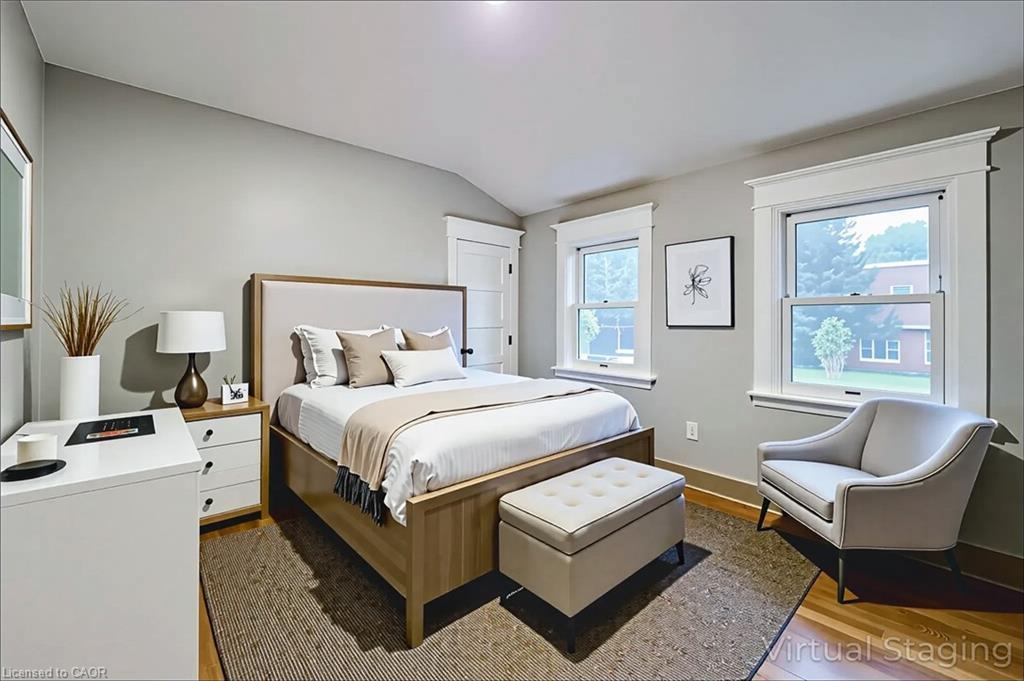 246 Bowman Street, Hamilton, ON - Indoor Photo Showing Bedroom