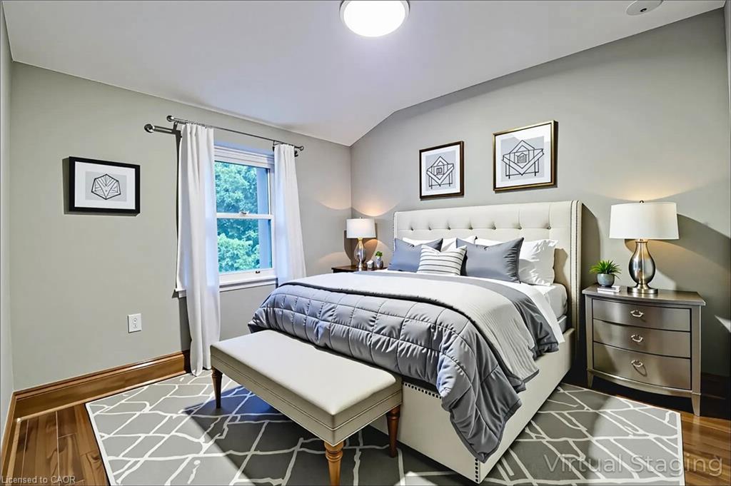 246 Bowman Street, Hamilton, ON - Indoor Photo Showing Bedroom