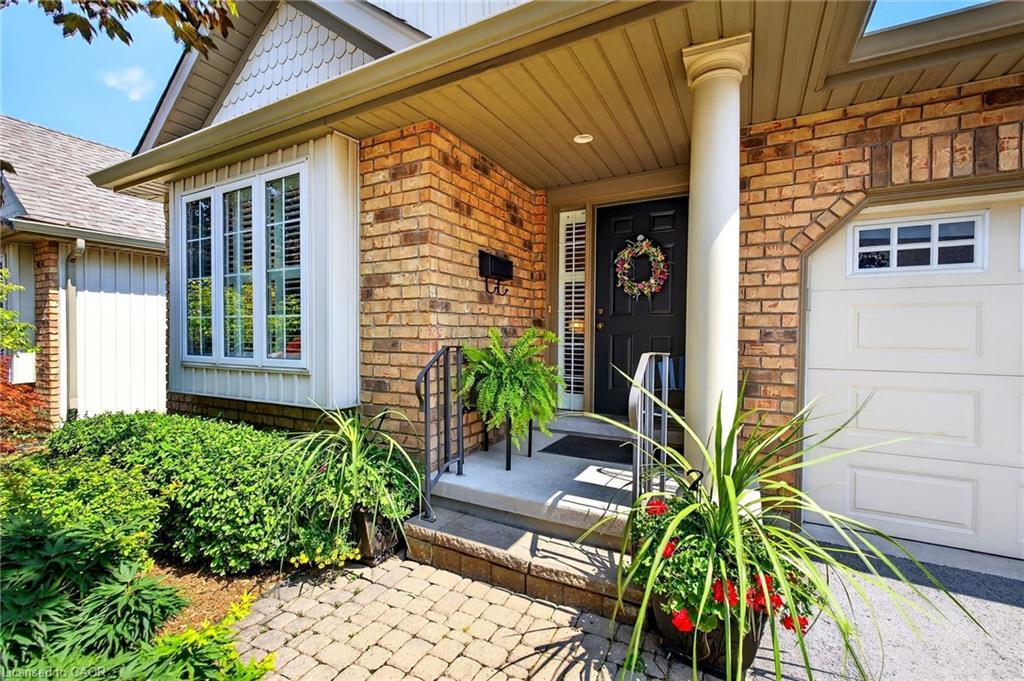 33-605 Welland Avenue, St. Catharines, ON - Outdoor With Deck Patio Veranda With Exterior