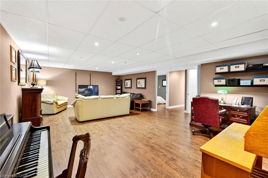 33-605 Welland Avenue, St. Catharines, ON - Indoor