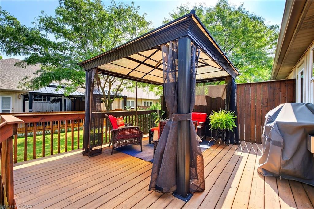 33-605 Welland Avenue, St. Catharines, ON - Outdoor With Deck Patio Veranda With Exterior