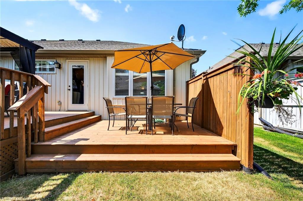 33-605 Welland Avenue, St. Catharines, ON - Outdoor With Deck Patio Veranda