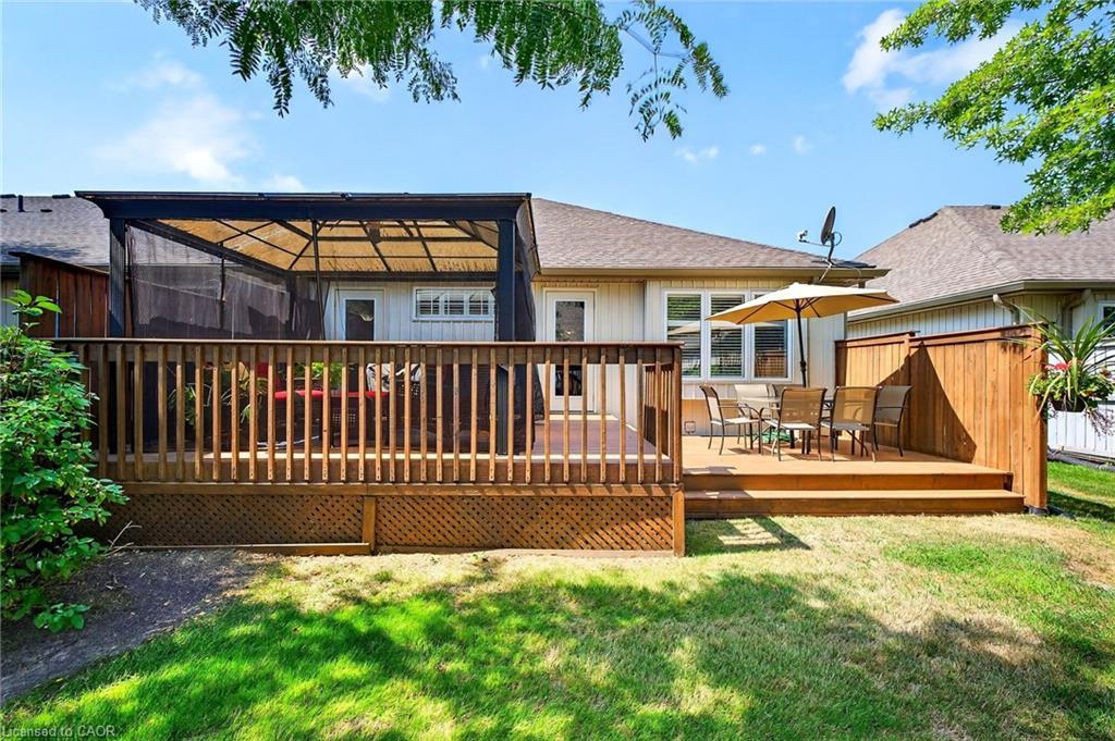 33-605 Welland Avenue, St. Catharines, ON - Outdoor With Deck Patio Veranda