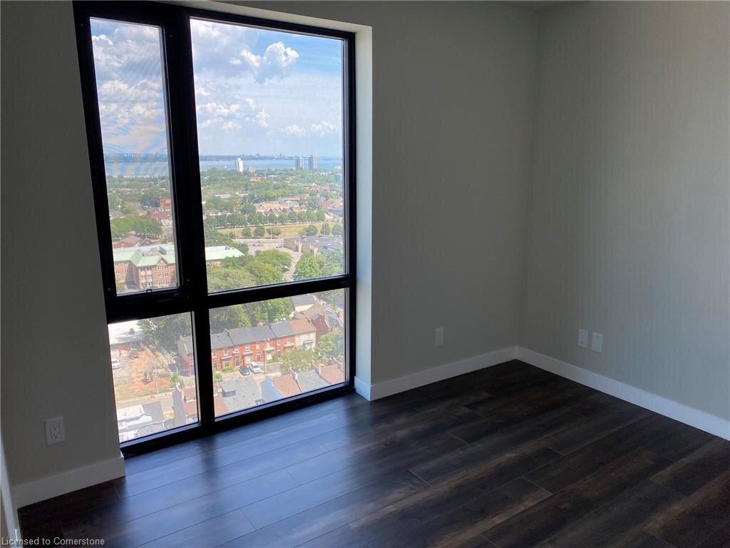 2207-15 Queen Street S, Hamilton, ON - Indoor Photo Showing Other Room