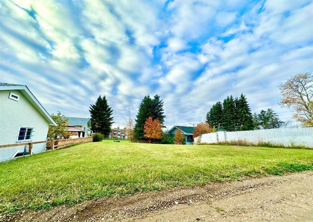 10316 103 Ave, Lac La Biche, AB