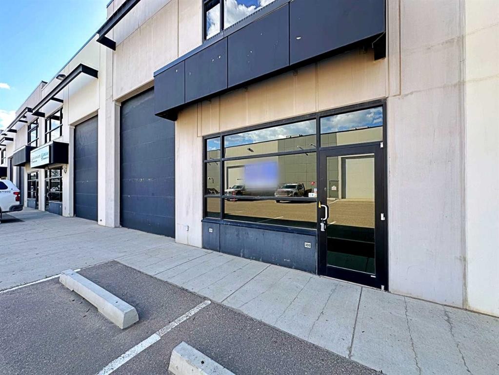 308-400 Mackenzie Boulevard, Fort Mcmurray, AB