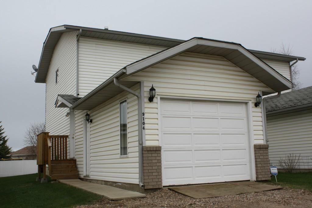 9104A 94 Ave, Lac La Biche, AB - Outdoor With Exterior