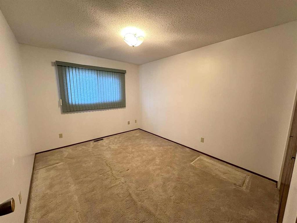 9106 94 Avenue, Lac La Biche, AB - Indoor Photo Showing Other Room