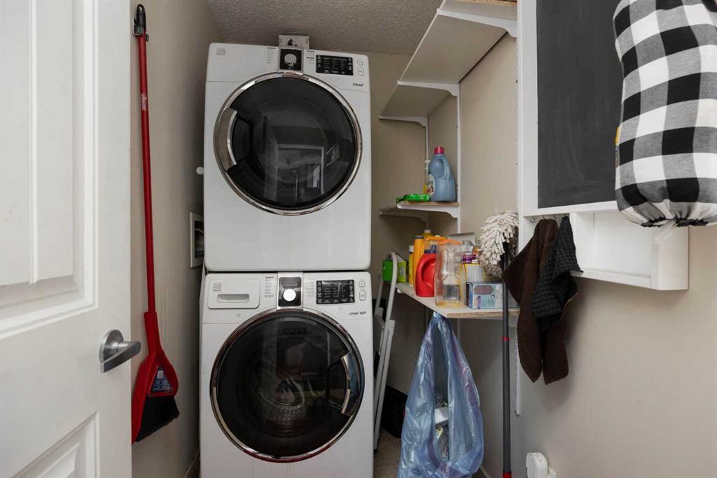 3607-135C Sandpiper Road, Fort Mcmurray, AB - Indoor Photo Showing Laundry Room